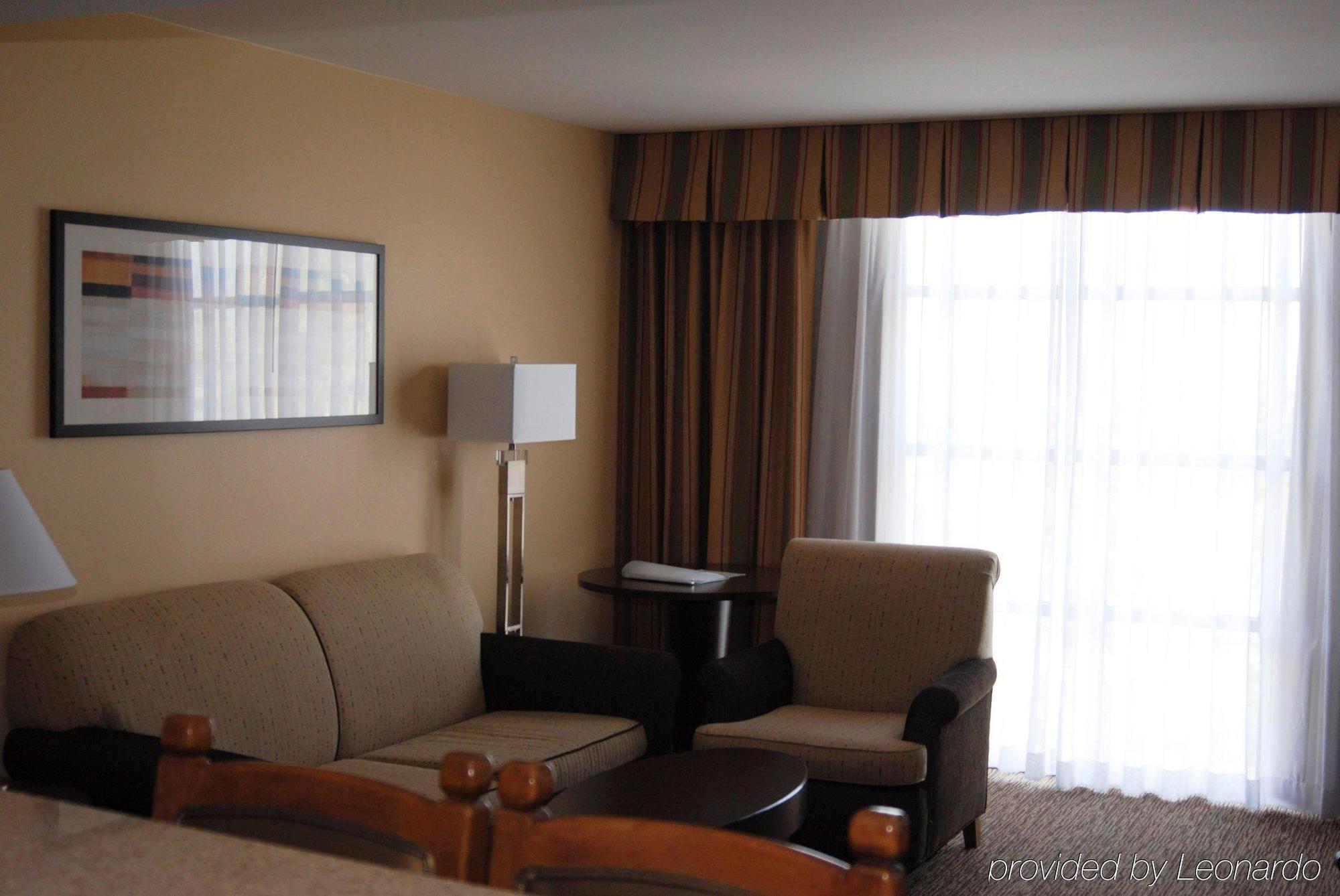 Holiday Inn Hotel & Suites Anaheim By Ihg Buitenkant foto